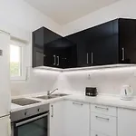 Laro - Modern&spacious Split