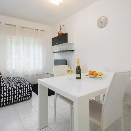 Laro - Modern&spacious Appartamento Spalato